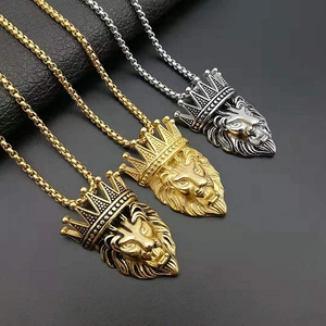 Hip Hop Lion Head Crown Pendant Necklace Titanium Steel Electroplated Rhinestone Animal Pendant Box Chain For Men Jewelry Gift