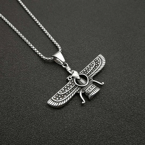Vintage Titanstahl Faravahar Anhänger Halskette Für Herren Damen Persisch Zoroastrismus Geflügelte Sonne Polierter Religiöser Ethno-Schmuck
