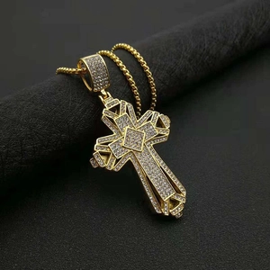 Hip Hop Men's Stainless Steel Cross Pendant Necklace Gold Plated Iced Out Rhinestone Religious Fashion Jewelry Accessory