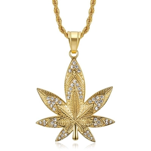 Hip Hop Titanium Steel Iced Out Leaf Pendant Necklace For Men Women Gold Silver Plated Rhinestone Leaf Jewelry