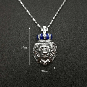 Collana hip-hop con ciondolo testa di leone e corona argentata da 47mm x 30mm