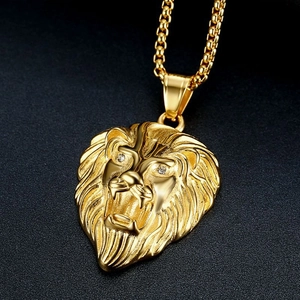 Gold-plated hip hop lion head pendant necklace with sparkling crystal eyes and curb chain