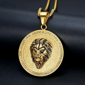 Collana con Ciondolo Testa di Leone Hip Hop in Acciaio al Titanio Strass Medaglione Rotondo Oro Argento Placcato Gioielli Uomo