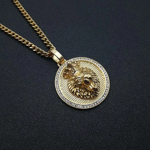 Μενταγιόν κεφάλι λιονταριού 18k επίχρυσο με κρύσταλλα micro-pave και αλυσίδα cuban link