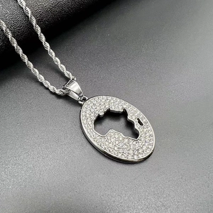 Zilveren hiphop-ketting met ijskoude Afrika-kaart hanger en gedraaide touwschakelketting
