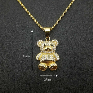 Collar hip hop con colgante de osito bañado en oro y cristales blancos brillantes