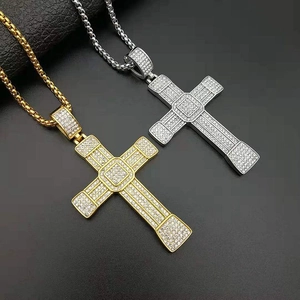 Collana con Ciondolo a Croce Hip Hop Iced Out in Acciaio al Titanio Placcato Oro Argento Strass Gioielli Religiosi per Uomo