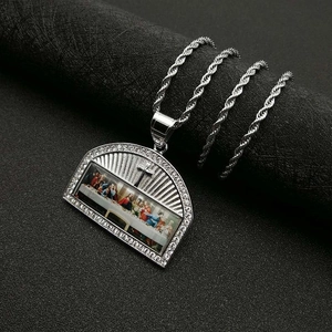 Collier apôtres argenté avec pendentif Cène et chaîne torsadée en acier