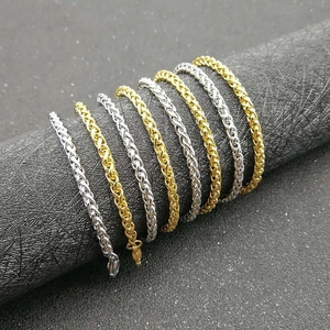 Titanium steel keeled basket chain necklace in vacuum-plated gold and silver finishes