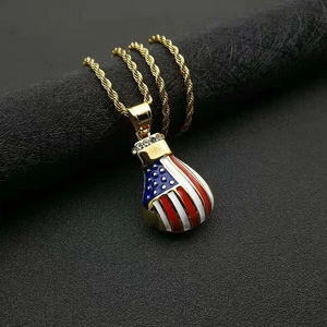 Hip Hop Titanstahl Vergoldet Boxhandschuh Anhänger Halskette US Flagge Emaille Strass Anhänger Allein Oder Seilkette