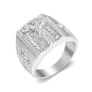 Bague pour homme en acier argenté poli avec croix de Jésus et pierres de zircone