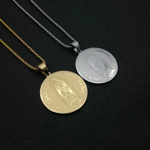 Collier Pendentif Calendrier Solaire Aztèque Vierge Marie en Acier Inoxydable Vintage Bijoux Religieux Or Argent Unisexe Médaillon