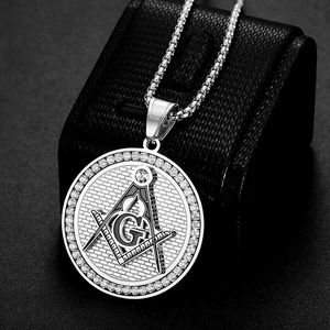 Silver Freemasonry G pendant necklace with cubic zirconia pavé and stainless steel chain