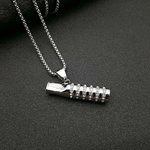 Hip hop cigarette holder pendant necklace with sparkling zircon crystals in silver finish