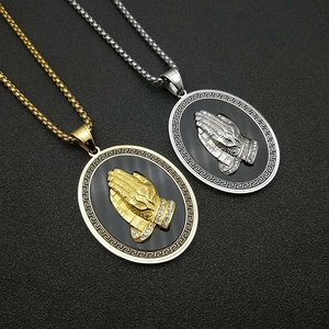 Collier Pendentif Mains en Prière Hip Hop Acier Inoxydable Strass Religieux Main de Bouddha Or Argent Bijoux