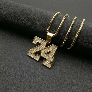 Hip hop επιχρυσωμένο κολιέ με μενταγιόν μπάσκετ 24 και κρύσταλλα σε μαύρη βάση