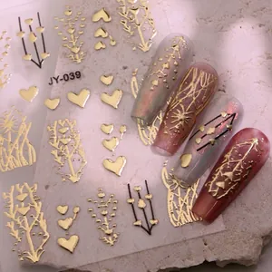 Autocollants à ongles 3D dorés avec motifs de cœur et de branches pour manucure pro