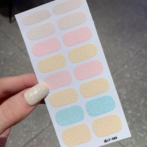 Adesivi per unghie color macaron con texture marmo bianco e design LT-069