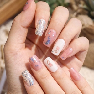 Spring floral nail stickers in pink and white with silver glitter and rose patterns