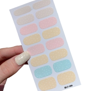 Adesivi per unghie macaron autoadesivi con 14 pezzi in colori rosa giallo e blu caramella