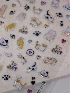 Détails d'autocollants 5D holographiques pour ongles chat avec effet laser et motifs mignons