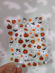 Detail of Halloween nail decals DEC-017 featuring pumpkins, ghosts and autumn leaves