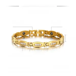 Details des 207mm goldplattierten Magnetarmbands mit AAA-Zirkonia und Hämatit-Inlays