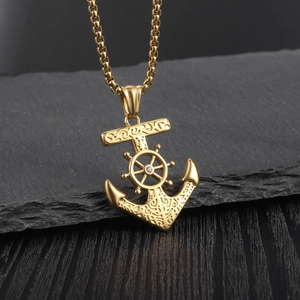 Collana con ciondolo ancora e timone vintage dorata con zircone e catena box