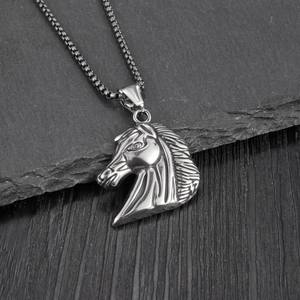 Pendentif tête de cheval vintage punk en acier inoxydable avec collier chaîne argentée