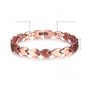 Detail of 9mm copper magnetic heart link bracelet with 22cm length and 32g weight