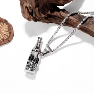 Collier pendentif bouteille de vin crane en acier vintage pour homme style punk