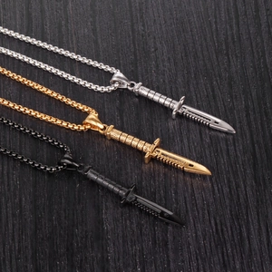 Collier pendentif dague hip hop pour homme en argent, or et acier noir poli