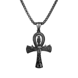 Collar con colgante cruz Ankh egipcia vintage con alas y motivo de escarabajo en plata negra