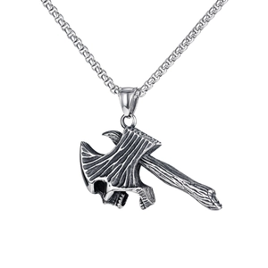 Collier Pendentif Hache de Guerre avec Crâne en Acier Inoxydable Vintage Gothique pour Hommes Accessoire Bijoux Métal Hard Rock Hip Hop Punk Viking