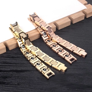Men's magnetic tungsten steel bracelet in gold and rose gold with pineapple pattern