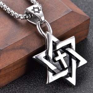 Men's Vintage Titanium Steel Star Of David Cross Pendant Necklace Stainless Steel Religious Jewelry Silver Tone Necklaces