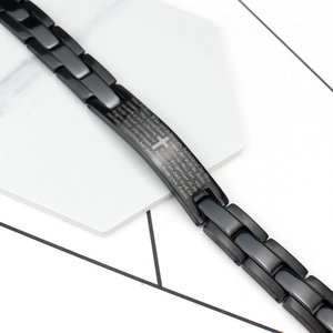 Bracelet chaîne pour homme en acier inoxydable noir mat avec plaque gravée de croix