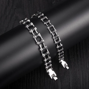 Bracelet chaîne de moto en acier inoxydable argenté et noir avec style punk industriel