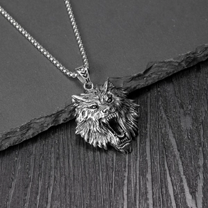 Punk style wolf head pendant necklace in stainless steel with vintage silver finish