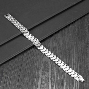 Minimalist silver stainless steel men's H-link bracelet with matte and polished finish