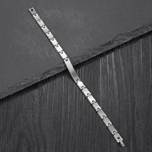 Bracelet à maillons en acier inoxydable mat avec plaque incurvée personnalisable pour femme