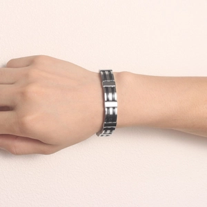 Bracelet multicouche pour hommes en silicone et acier inoxydable avec fermoir géométrique