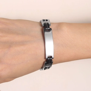 Bracciale punk da uomo in acciaio inossidabile con piastra curva e cinturino in silicone