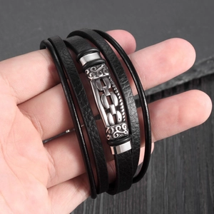 Men's retro multi-layer black leather bracelet with vintage scroll pattern steel clasp