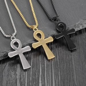 Colliers pendentifs croix Ankh en argent, or et noir avec finition en acier brossé