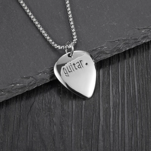Collana con ciondolo a plettro per chitarra in acciaio inox lucido con stella e scritta