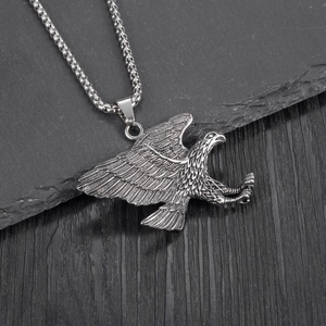 Men's eagle pendant necklace in silver stainless steel with detailed box chain