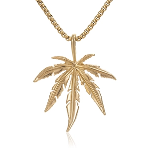Collier avec pendentif feuille d'érable dorée pour hommes et femmes avec chaîne boîte