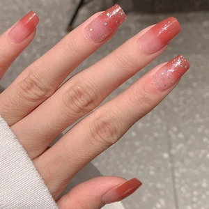 Stickers ongles dégradé rose avec paillettes sur ongles longs de forme carrée-ronde