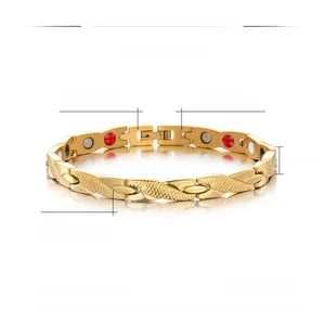 Polished 7mm gold magnetic therapy bracelet with precise dimensions and weight details